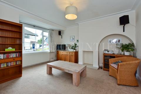 3 bedroom semi-detached house for sale, Cotton Road, Potters Bar, EN6