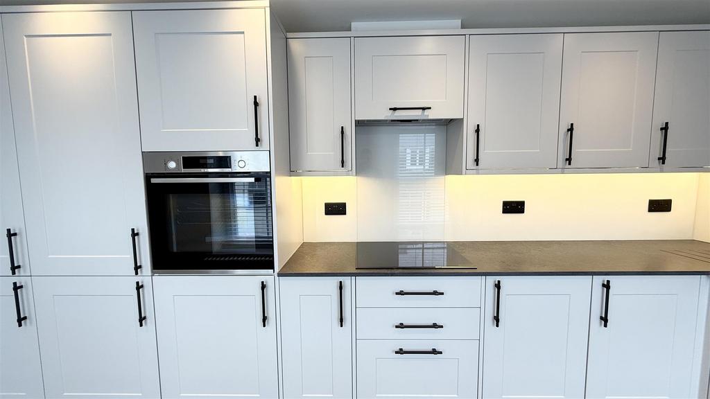Apartment in Brighton - More