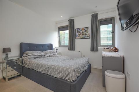 1 bedroom apartment for sale, Hubert Road, Brentwood