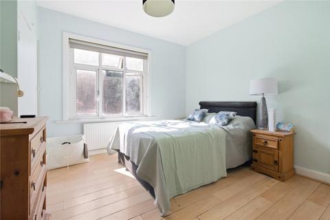4 bedroom terraced house for sale, Clifton Road, London, N22