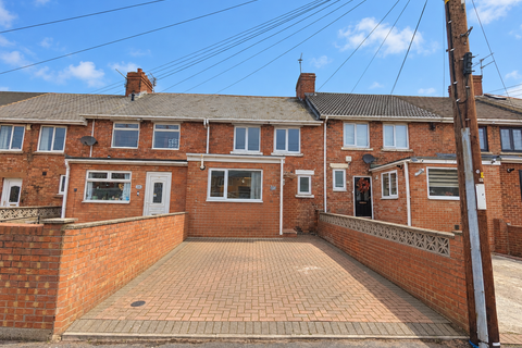 3 bedroom terraced house to rent, 24 Wordsworth Road, Easington SR8