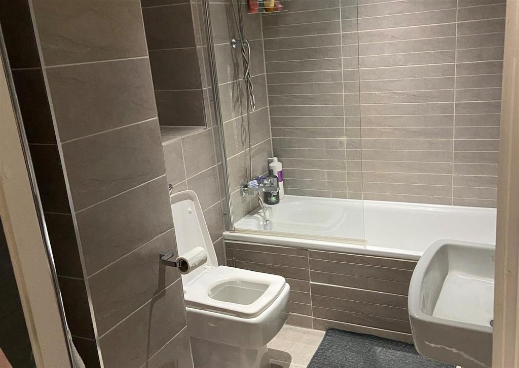 Apartment in Liverpool - View 2