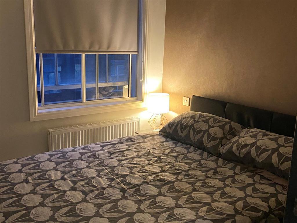 Apartment in Liverpool - View 3