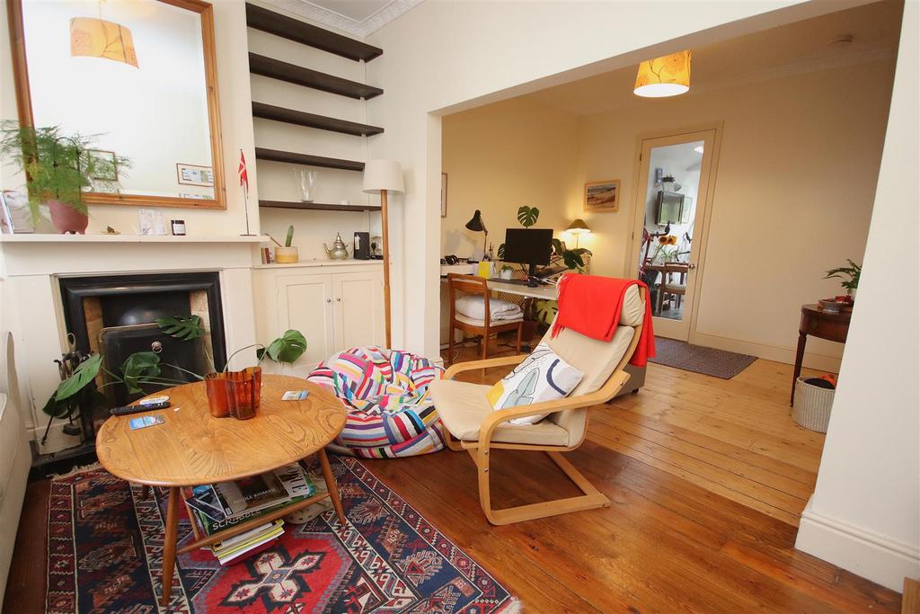 House in Cambridge, Petersfield - View 2