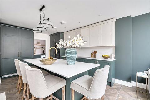 4 bedroom detached house for sale, Herb Grove, Surrey SM7