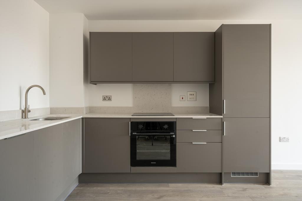 Apartment in Leeds, Yorkshire - View 2