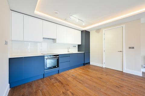 2 bedroom apartment for sale, Shepherds Bush Road, London