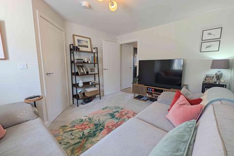3 bedroom townhouse for sale, Stone Drive, Hipperholme HX3