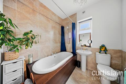 4 bedroom end of terrace house for sale, Beech Street, Great Harwood, BB6