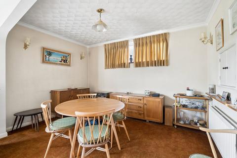 2 bedroom semi-detached house for sale, Moss Lane, Pinner