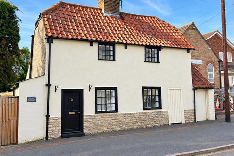 2 bedroom detached house for sale, North Street, Stilton, PETERBOROUGH