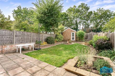 undefined, Bramber Road, London, N12