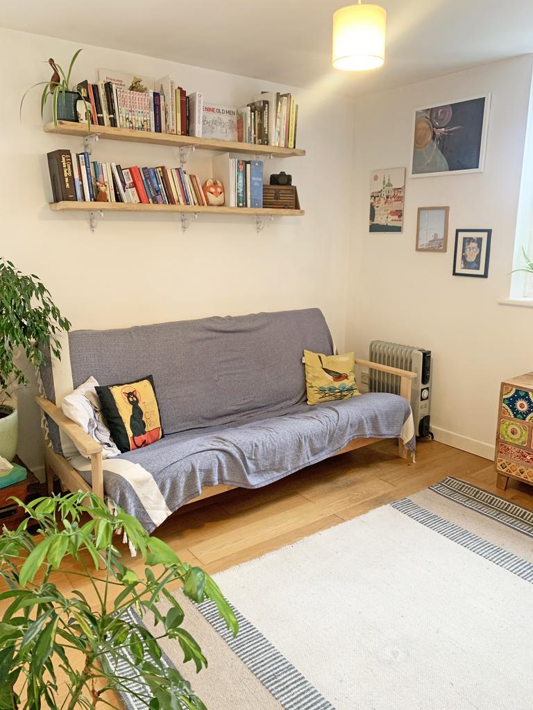 Apartment in Brighton - View 3