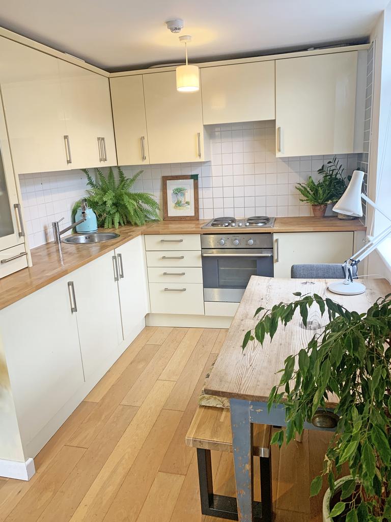 Apartment in Brighton - View 5
