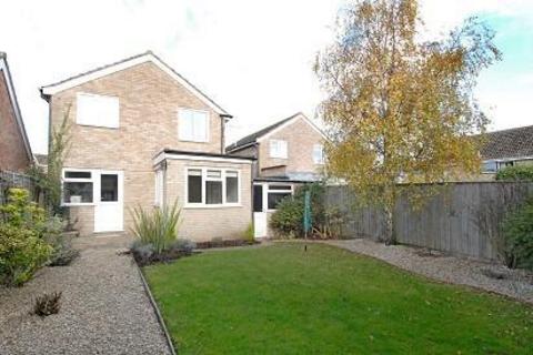 3 bedroom detached house to rent, Tarrant Avenue, Witney, Oxfordshire, OX28