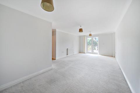 2 bedroom flat for sale, The Lamports, Alton, Hampshire, GU34