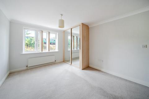 2 bedroom flat for sale, The Lamports, Alton, Hampshire, GU34