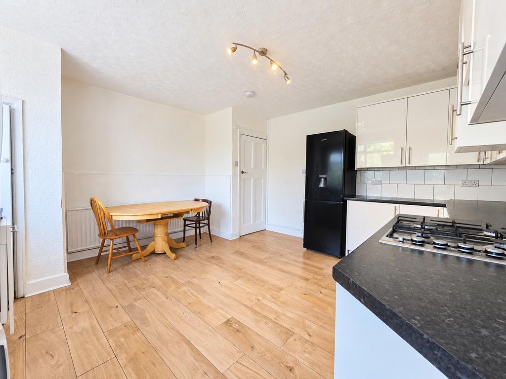 Apartment in London, Worton - View 3