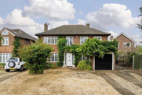 undefined, Springfield Grove, Sunbury-On-Thames TW16