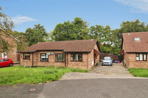 2 bedroom semi-detached bungalow for sale, Jasmine Drive, St. Mellons, Cardiff