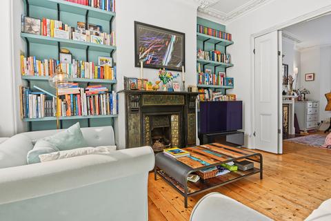 4 bedroom ground floor maisonette for sale, Burghley Road, Kentish Town, London NW5