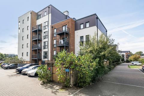 1 bedroom apartment for sale, Fairthorn Road, London