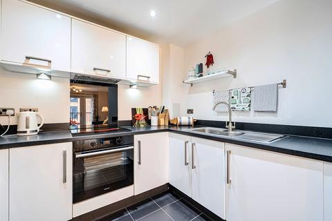 1 bedroom apartment for sale, Fairthorn Road, London