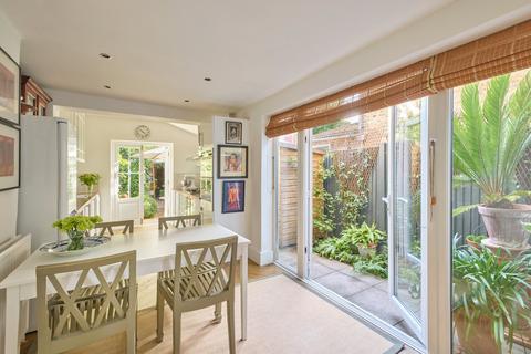 3 bedroom terraced house for sale, Edithna Street, London, SW9