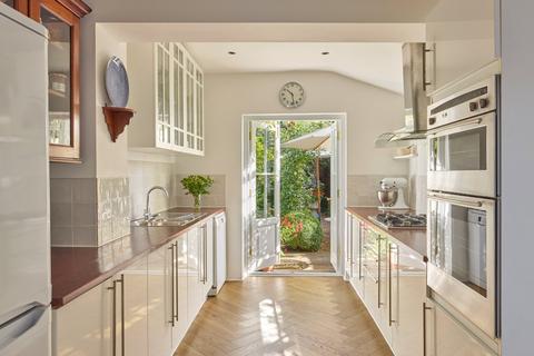 3 bedroom terraced house for sale, Edithna Street, London, SW9