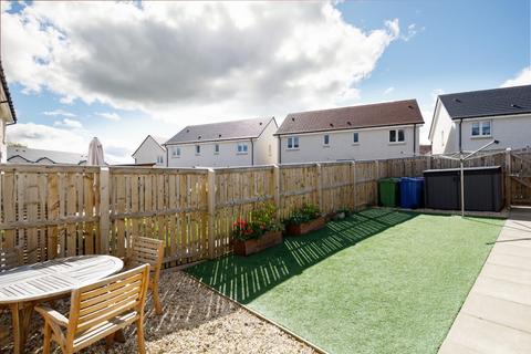 3 bedroom terraced house for sale, Sandstone Crescent, Thornliebank
