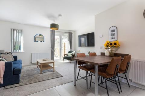 3 bedroom terraced house for sale, Sandstone Crescent, Thornliebank