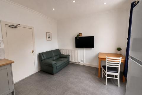 undefined, Forth Street, Riverside, Stirling, FK8