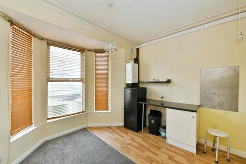 1 bedroom ground floor flat for sale, Sydney Street, Plymouth