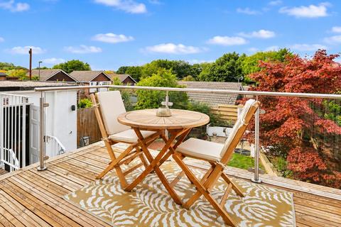 2 bedroom detached bungalow for sale, Julian Road, Southampton