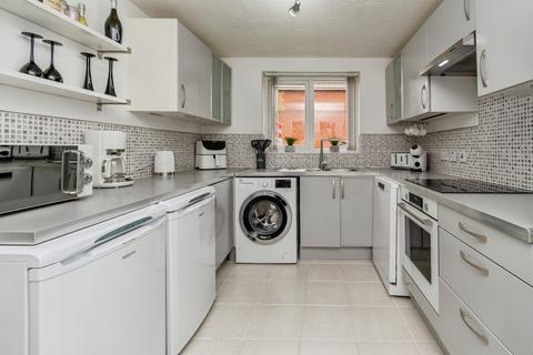 3 bedroom detached house for sale, St. Helens Avenue, TIPTON
