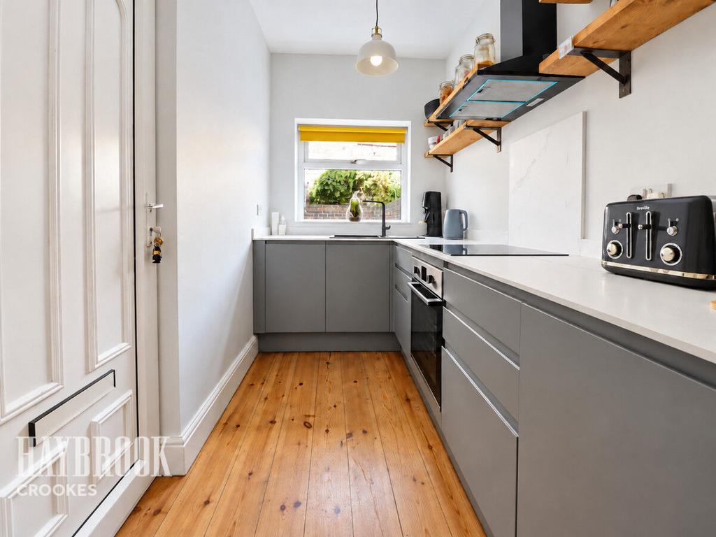 House in Sheffield, Meersbrook Bank, Moscar Cottages - More