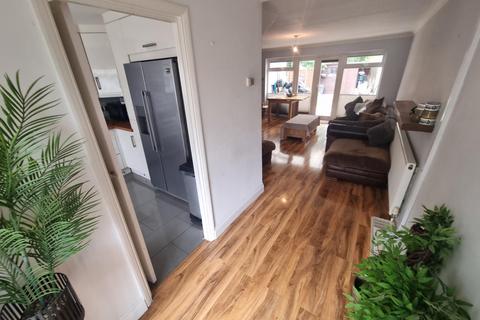 3 bedroom terraced house for sale, Sheepcote Close, Hounslow