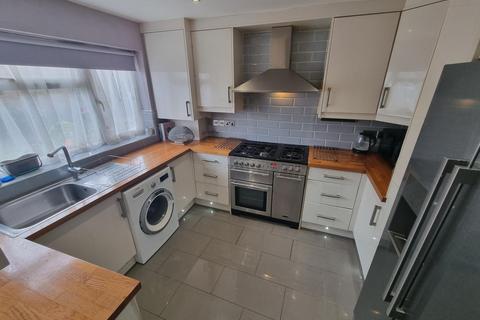 3 bedroom terraced house for sale, Sheepcote Close, Hounslow