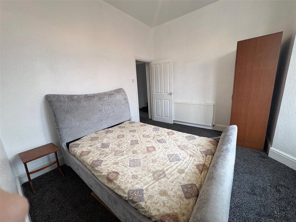 Apartment in Newcastle Upon Tyne - View 4