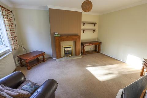 3 bedroom semi-detached house for sale, 11 Wolfe Close, Cowbridge, Vale of Glamorgan, CF71 7AZ