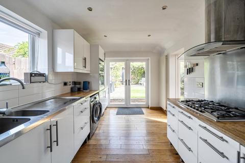 2 bedroom bungalow for sale, Oxstalls Drive, Gloucester GL2