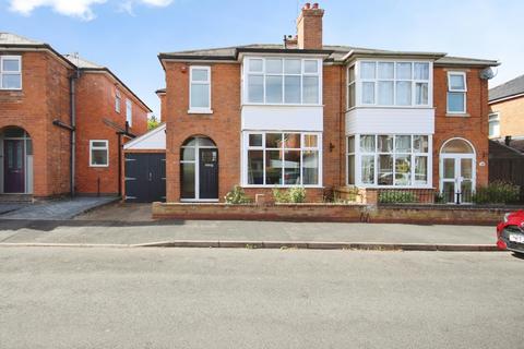 4 bedroom semi-detached house for sale, Wathen Road, Leamington Spa
