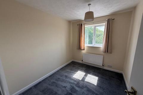 2 bedroom flat to rent, Henley Court, Gainsborough, DN21 2NW