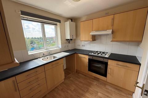 2 bedroom flat to rent, Henley Court, Gainsborough, DN21 2NW