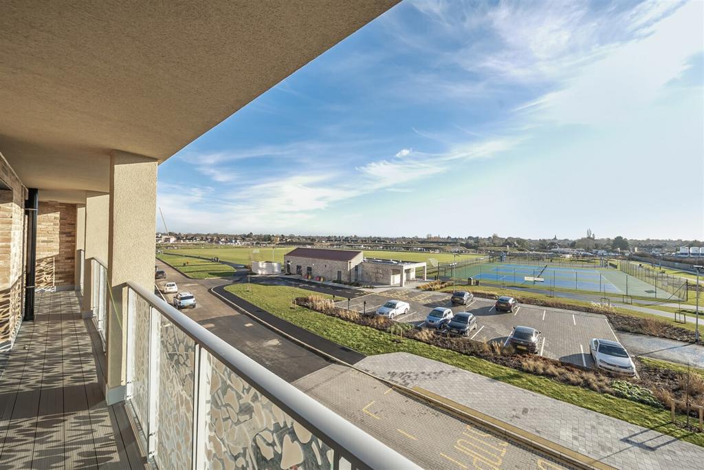 Apartment in Cambridge - View 3