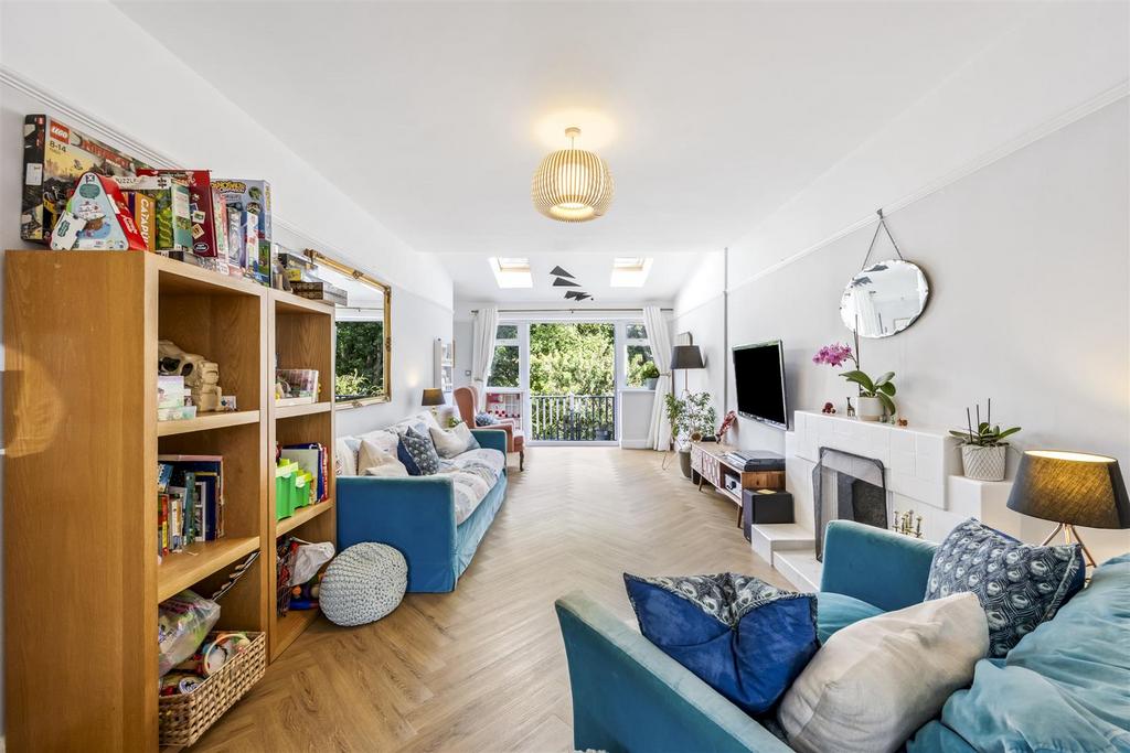 House in Brighton - View 5