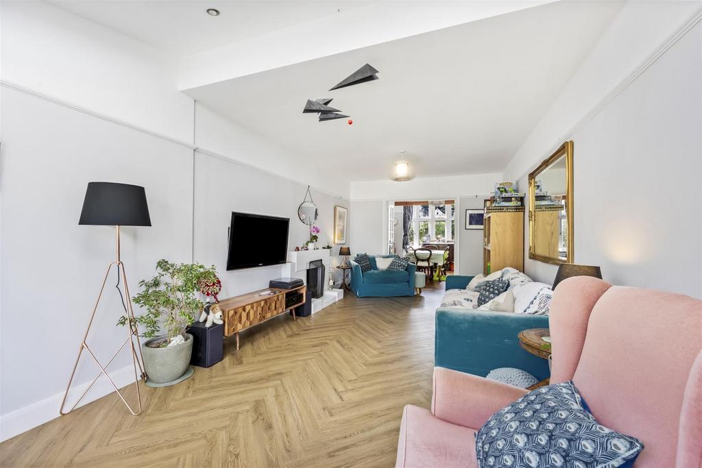 House in Brighton - More