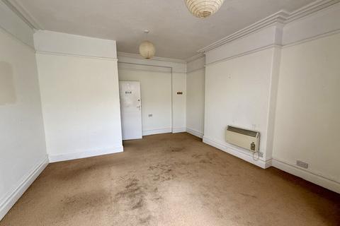 2 bedroom apartment for sale, Lloyd Street, Llandudno, Conwy, LL30