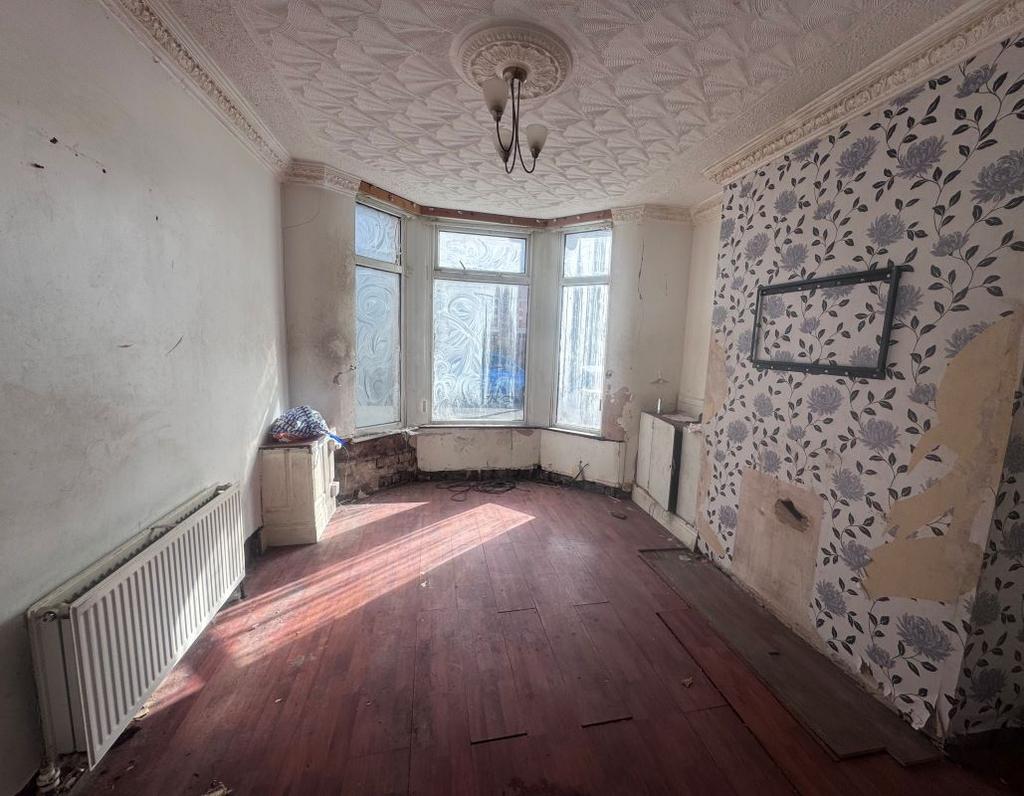 House in Sefton, Liverpool City Region - View 2