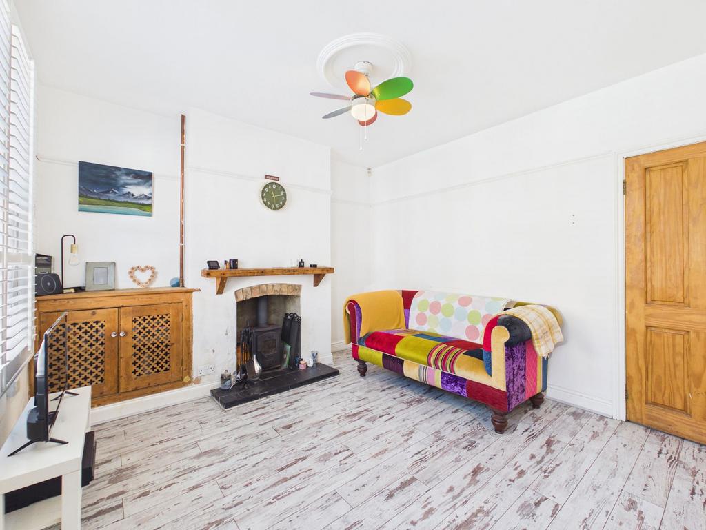 House in Nottingham - View 5